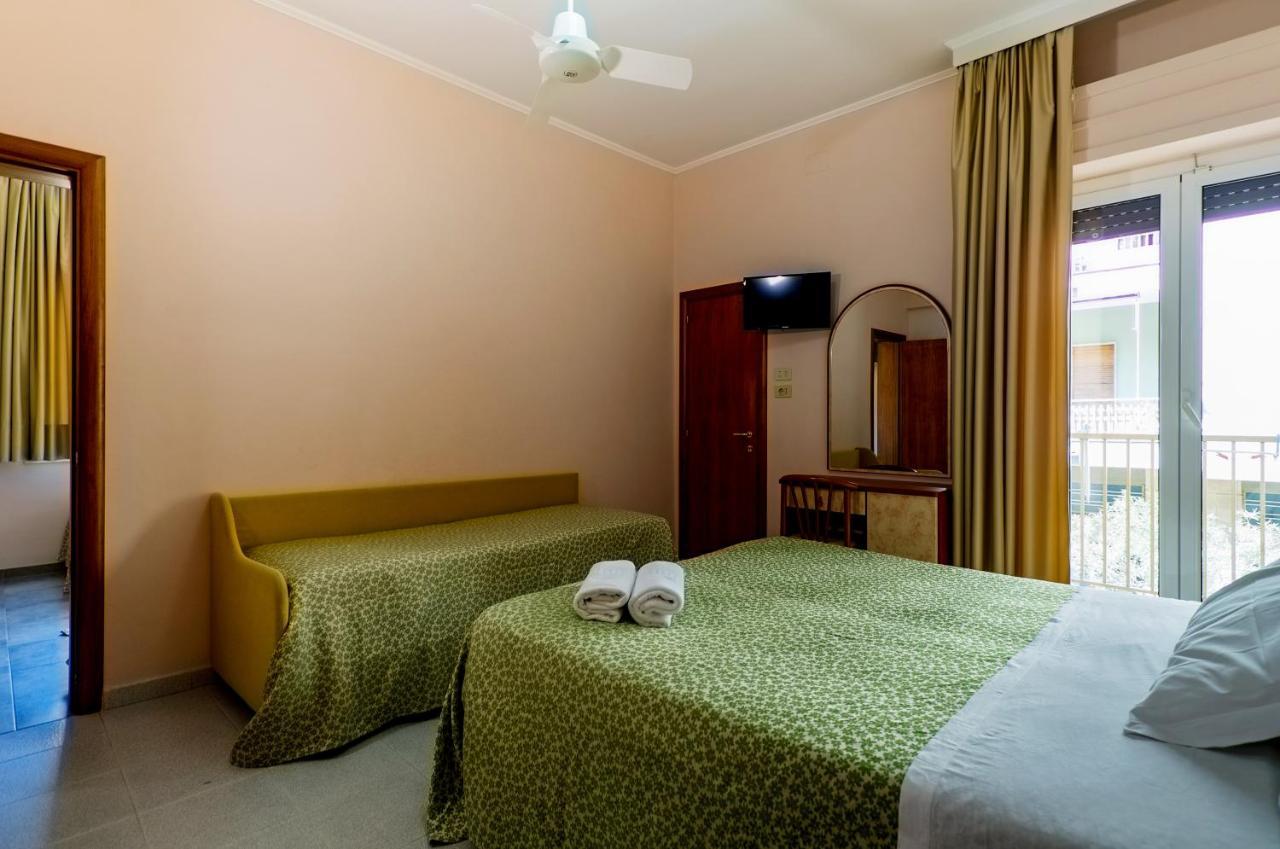 Hotel Miramare - Silvi Marina Dış mekan fotoğraf