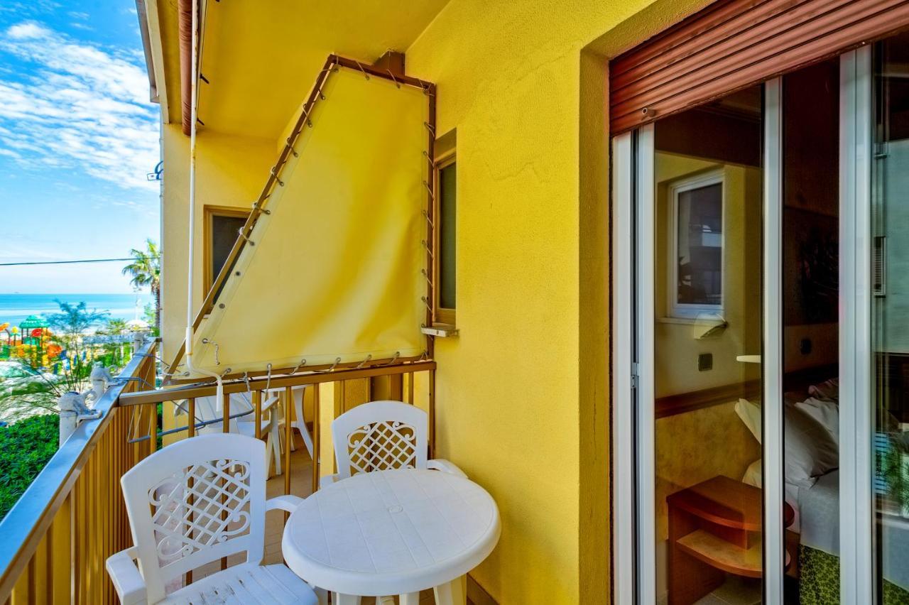 Hotel Miramare - Silvi Marina Dış mekan fotoğraf