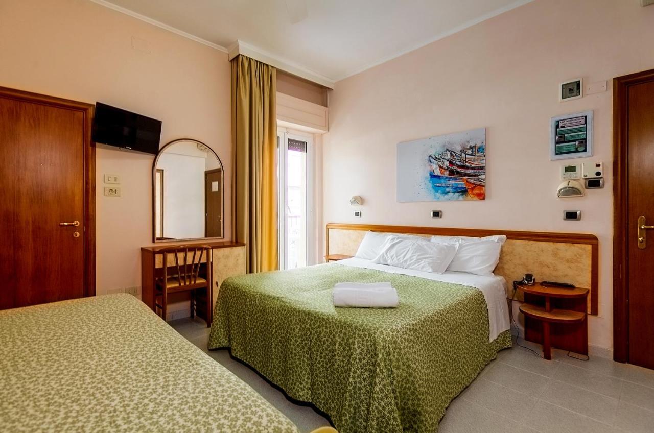Hotel Miramare - Silvi Marina Dış mekan fotoğraf