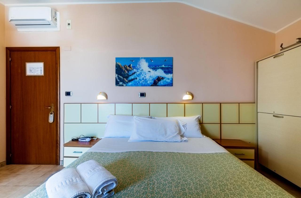 Hotel Miramare - Silvi Marina Dış mekan fotoğraf