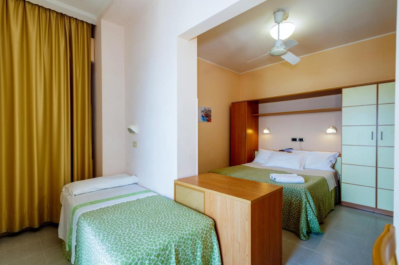 Hotel Miramare - Silvi Marina Dış mekan fotoğraf