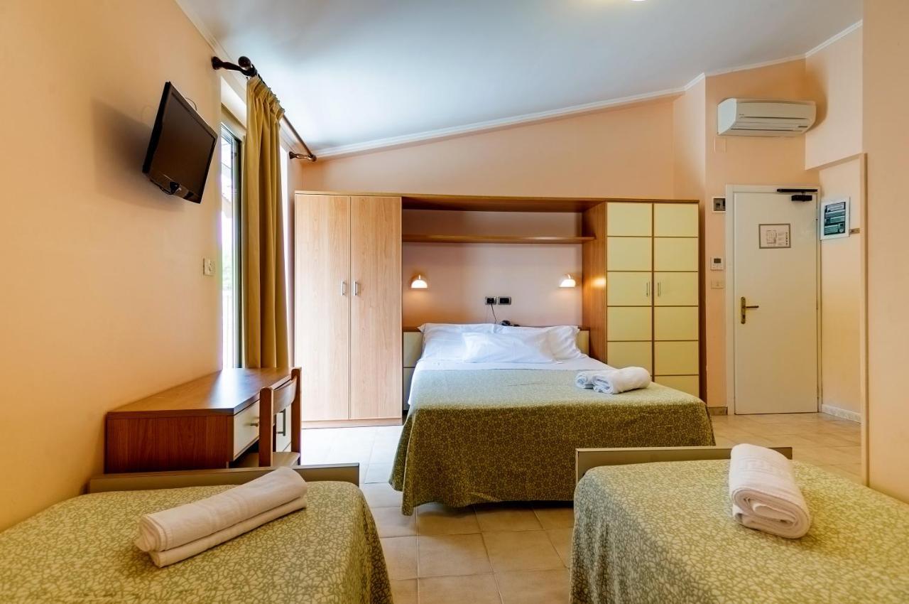 Hotel Miramare - Silvi Marina Dış mekan fotoğraf
