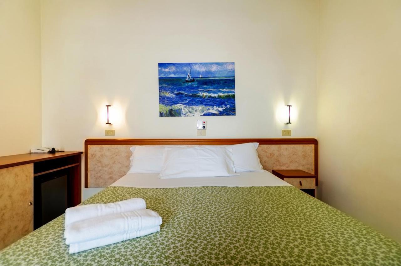 Hotel Miramare - Silvi Marina Dış mekan fotoğraf