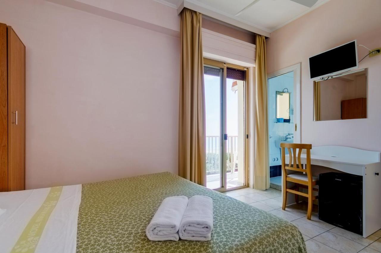 Hotel Miramare - Silvi Marina Dış mekan fotoğraf